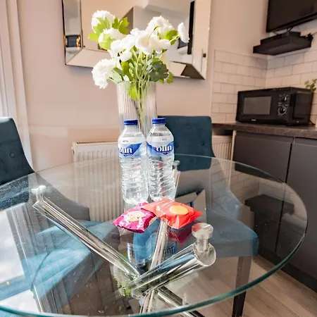 Appartement Bright Studio-walk To City-washer & Dryer